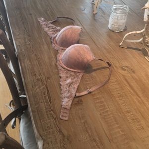 Lace bra
